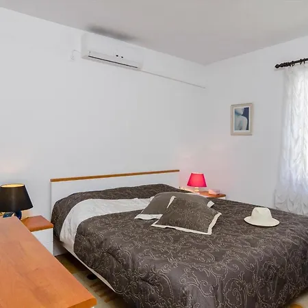 In With Two-bedrooms 1 * אורביץ